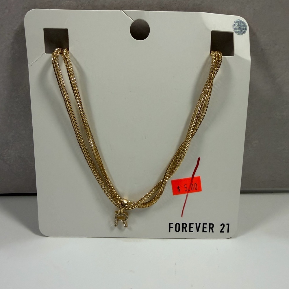 🩷5/$10 Forever 21 Gold Layered Chain Necklace with Star Charm